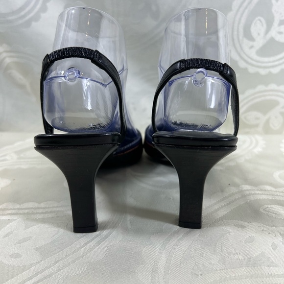 Size 8 Coach Pumps - Picture 5 of 7